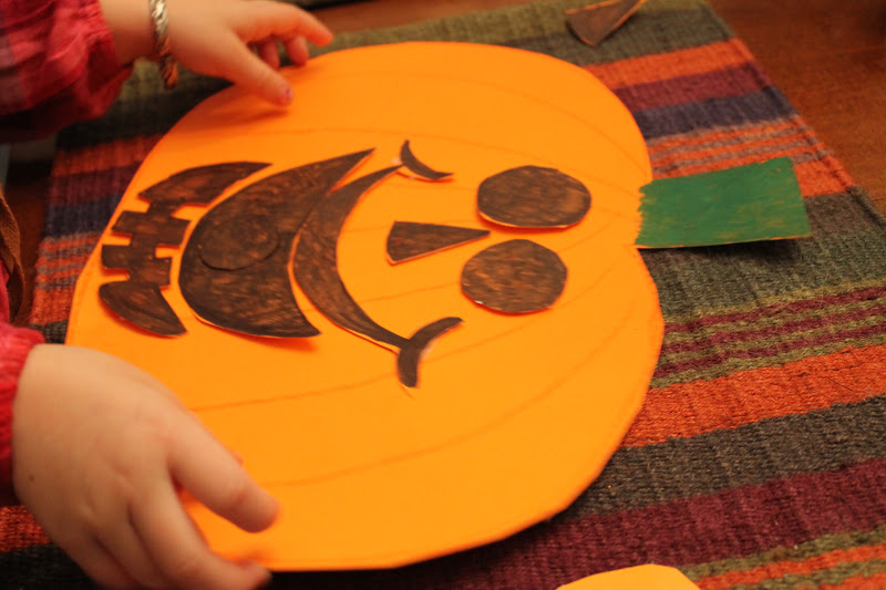 Use a cardstock paper to make a pumpkin and facial expressions for a preschool activity