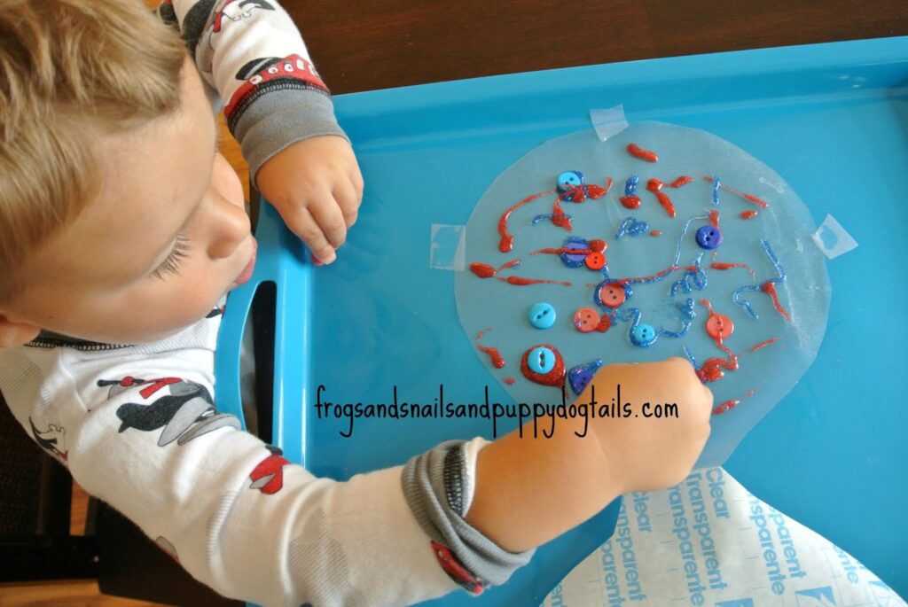 craft for 2 year olds with paint and buttons