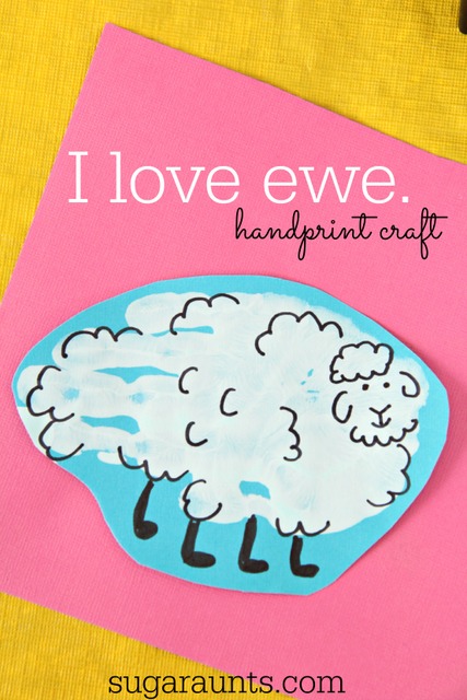Me encanta la manualidad de Ewe Sheep para el Día de San Valentín o el Día de la Madre... cualquier tarjeta casera, en realidad.