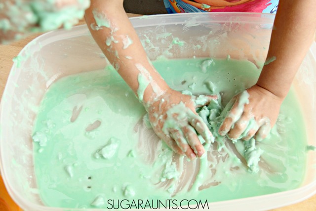 Make fizzy sensory dough with baking soda dough and vinegar for a wonderfully messy sensory play for kids