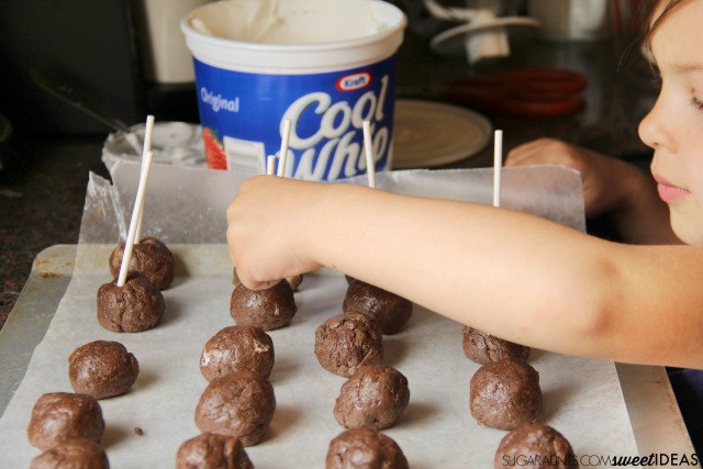 Cool Whip Brownie Pops are easy to make and are an fun after school treat for kids!