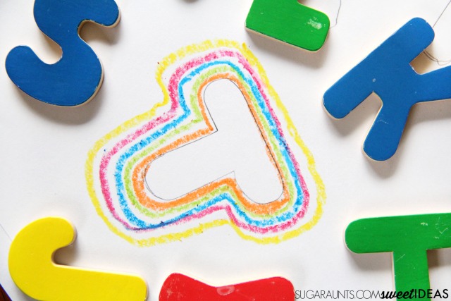 Try this line awareness and spatial awareness handwriting activity using puzzle pieces and crayons to work on handwriting in a fun and creative way that doesn't require writing.