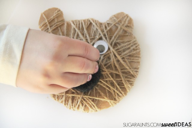 Kids love to make crafts like this bear craft based on a popular childrens book.