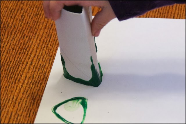 Make Christmas tree gift tags with the kids at Christmas school parties.