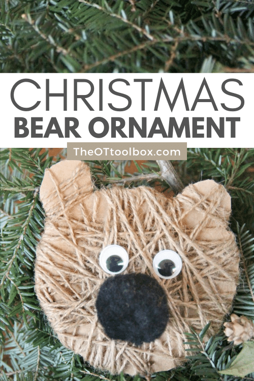 Adorno de oso que los niños pueden hacer para un adorno navideño relacionado con los libros.